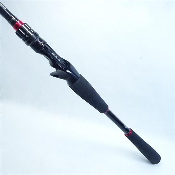 １７ＨＲＦ７３ＭＨＨＢ